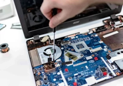 Right to Repair Laws Could Make It Easier to Get a Phone or Laptop Fixed in 2023
